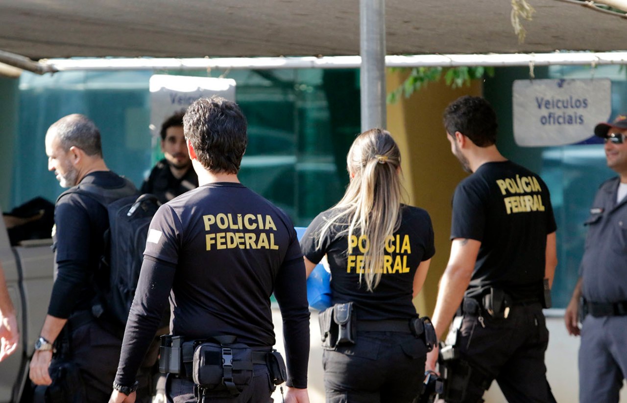 Capa: Download PF: Estratégia Concursos - Curso Completo Baixar