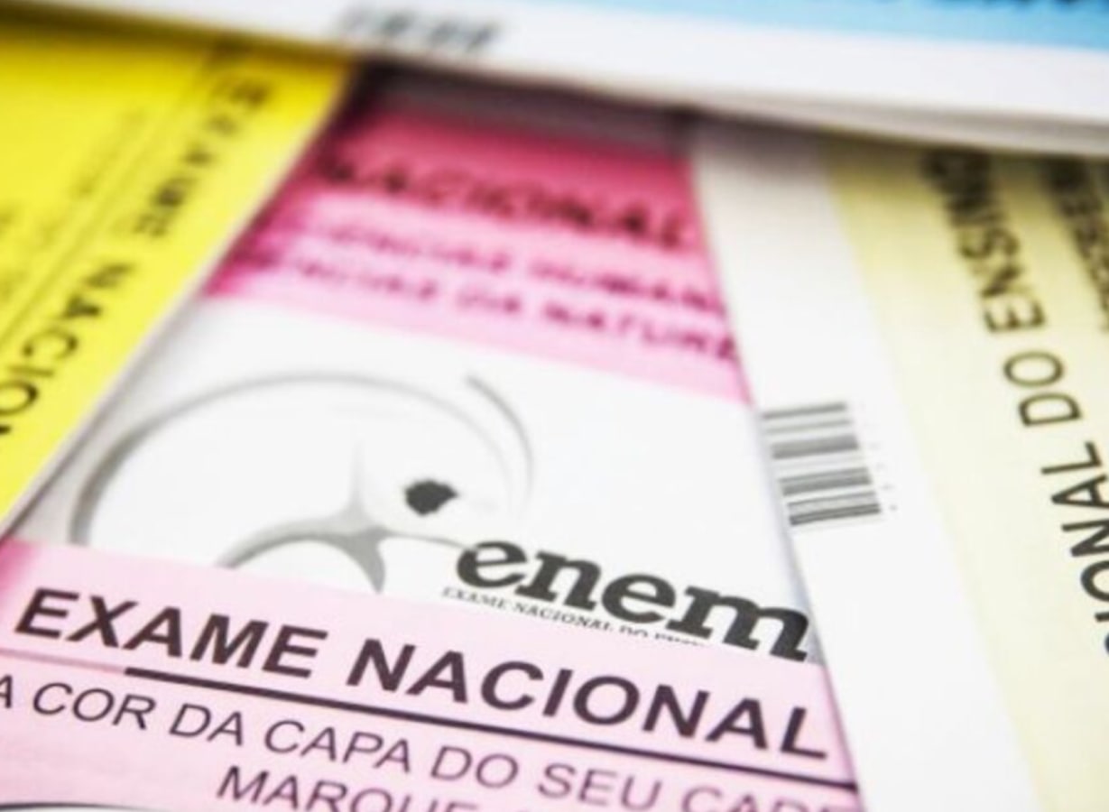 Capa: ENEM 2020/2021 Estratégia Vestibular: Baixar Agora!